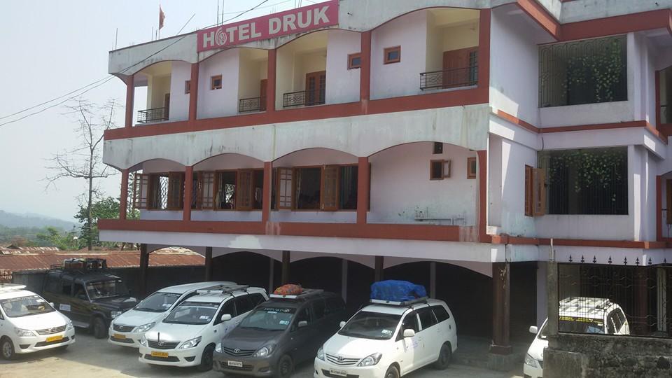 Hotel Druk Bhalukpung Екстер'єр фото