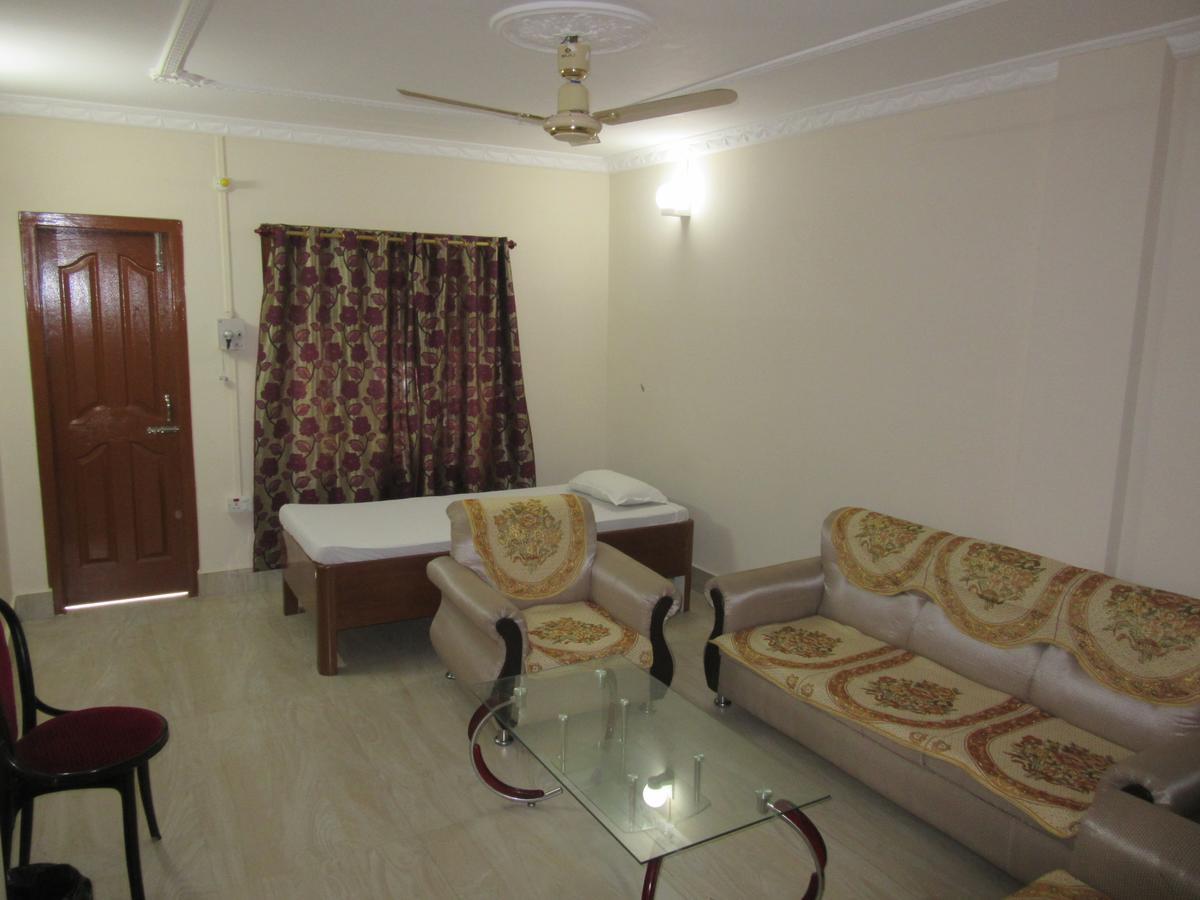 Hotel Druk Bhalukpung Екстер'єр фото